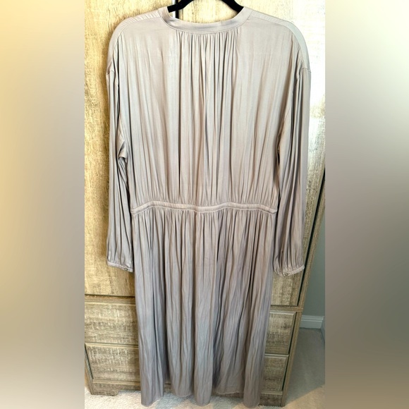 Uniqlo Dress size L - grey - Picture 2 of 5